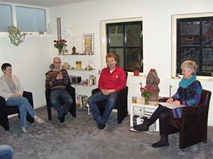 een groepsmeditatie avond bij Jeannette te Castricum